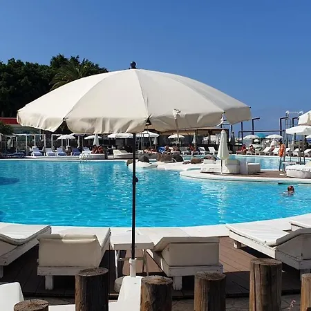 Lorey Apartament *
